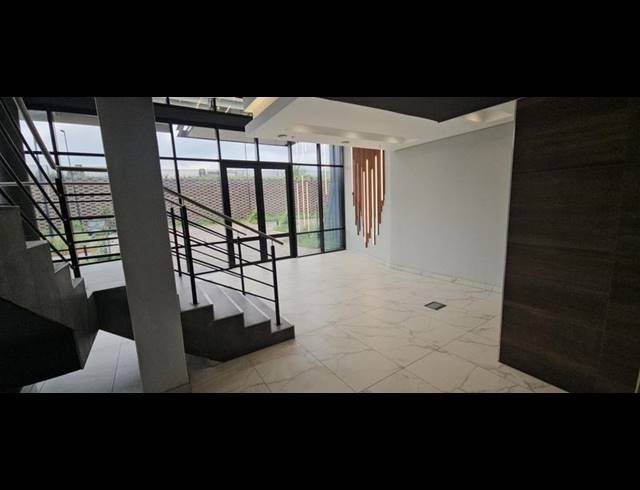 INDUSTRIAL PROPERTY TO RENT IN WATERFALL